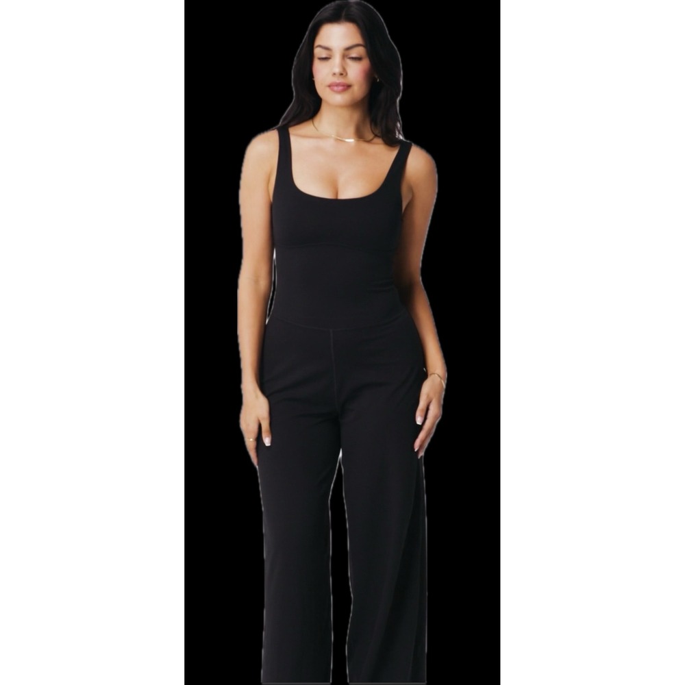 Fabletics PureLuxe Black Wide Leg Jumpsuit Square Neck Back Keyhole Size Medium